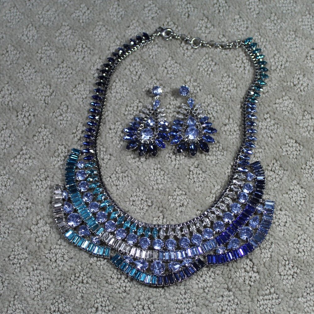 Banana Republic Prong Set Statement Necklace and Earrings Set
